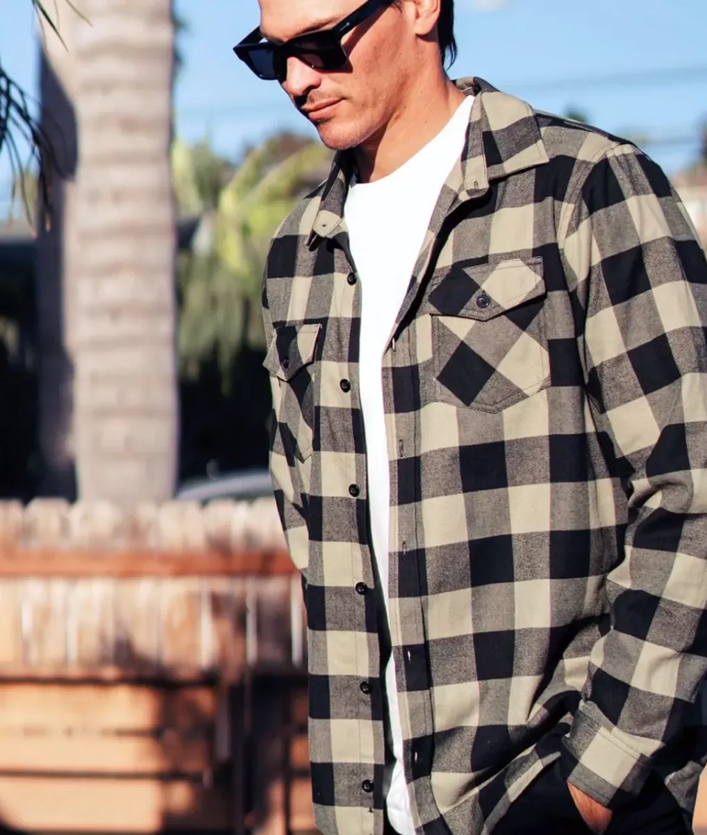 Best Nayked Apparel Men'S Classic Flannel Shirt