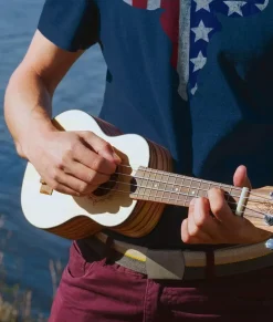 Hot Nayked Apparel Men'S Ridiculously Soft Sueded Graphic Tee | Bull