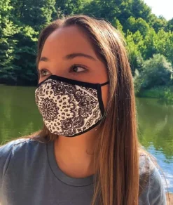 Clearance Nayked Apparel Women'S Ridiculously Soft Bandana Print 2-Layer Face Mask With Adjustable Ear Loops White